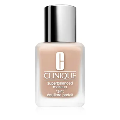 Clinique Superbalanced Make-up CN 13,5 Petal 30
