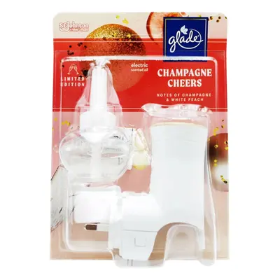 Glade Champagne Cheers Geurolie Plug-In Navulling â 20 ml